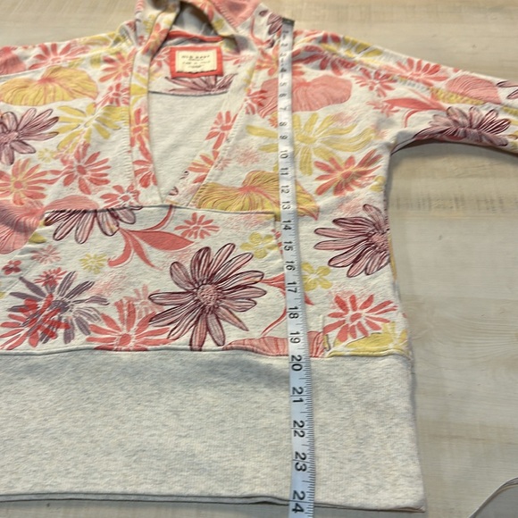 Old Navy Y2K deep V dolman sleeve cropped colorful floral raglan hoodie - Picture 3 of 5